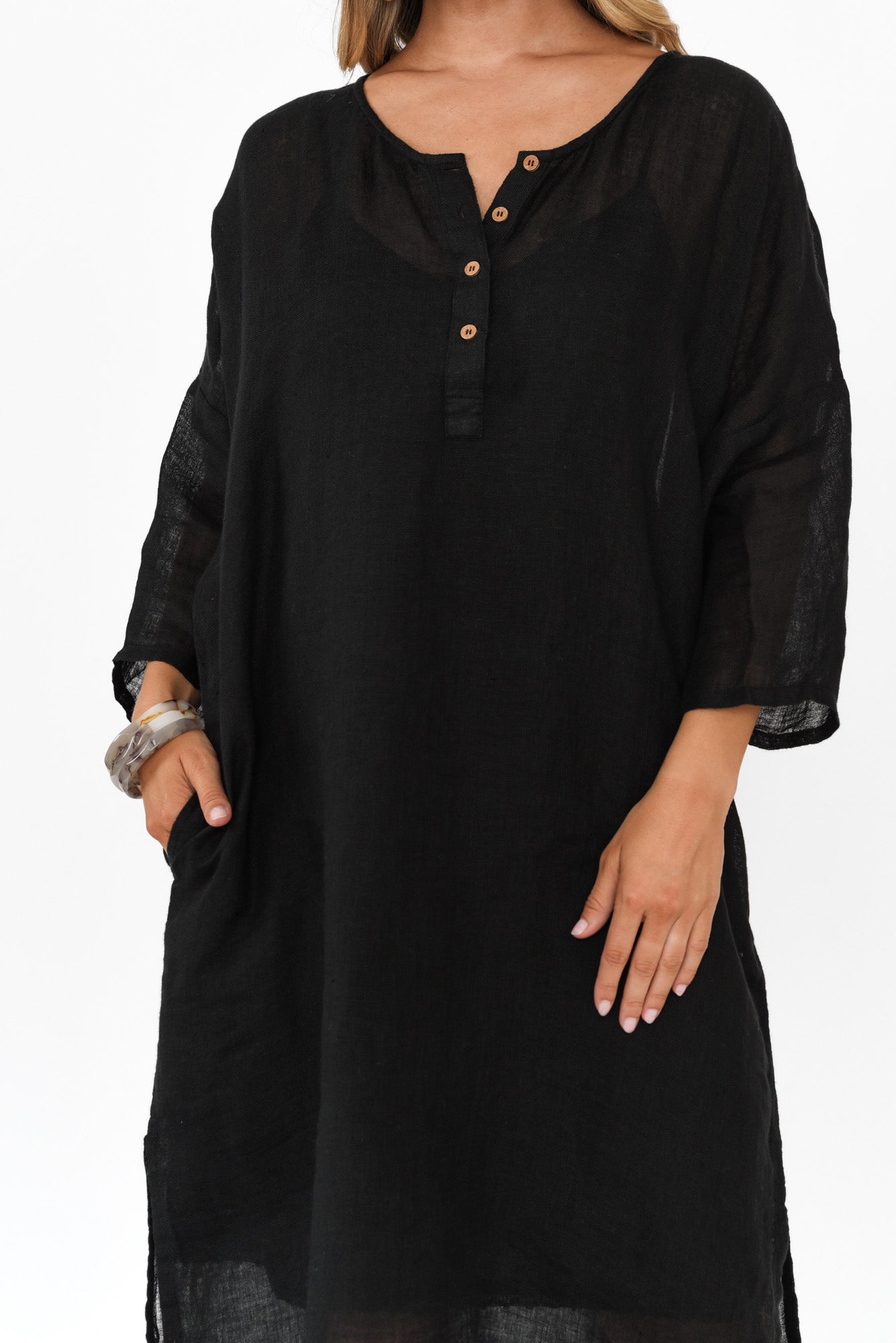 Analia Black Linen Kaftan Back View