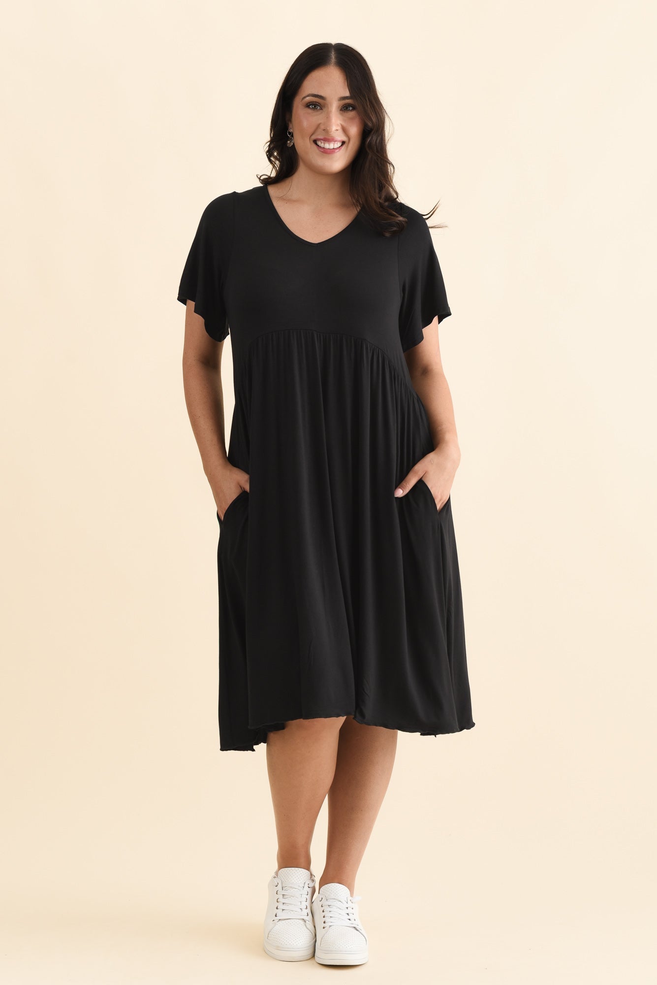 Donna Black Gathered Dress