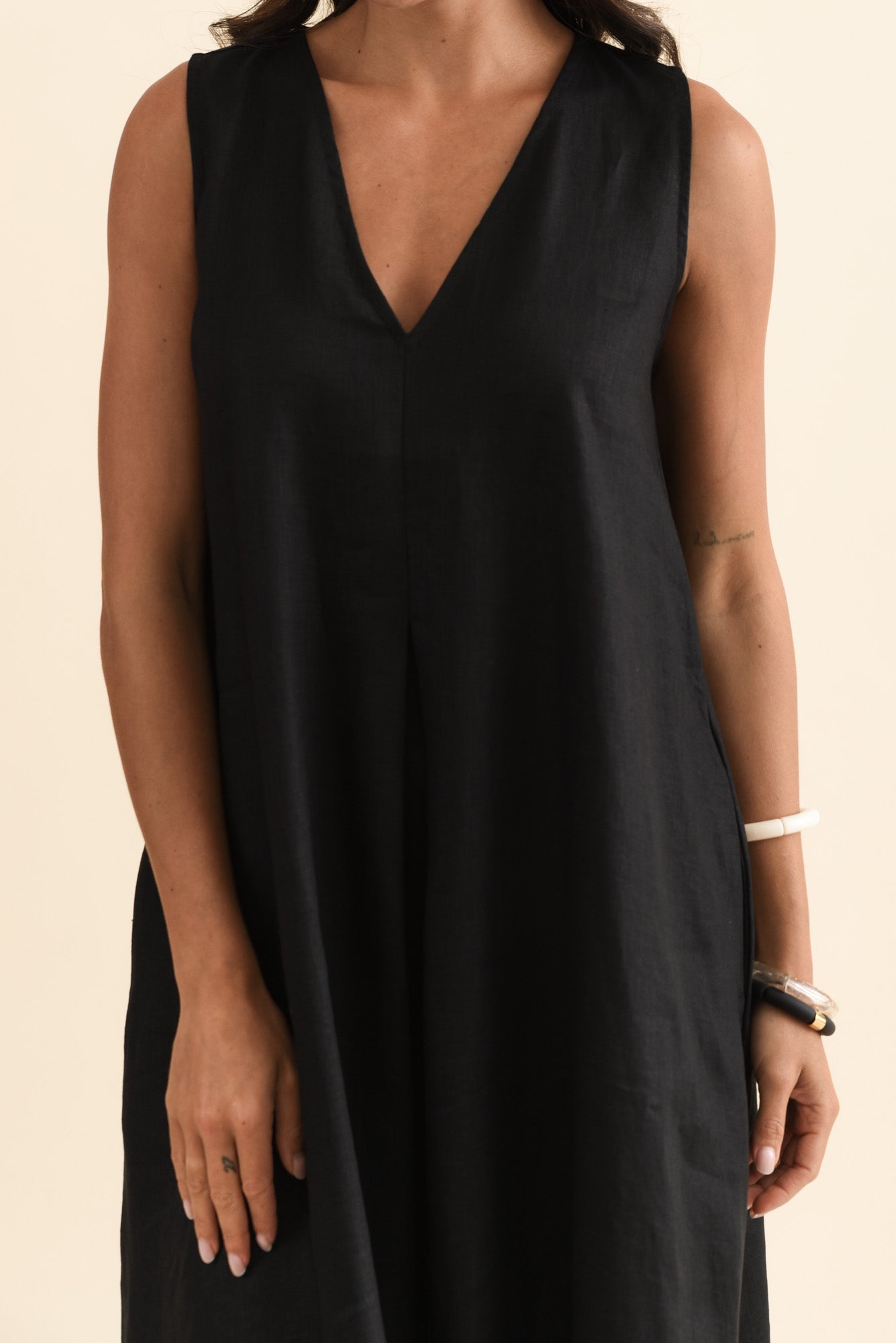 Phoebe Black Linen Midi Dress