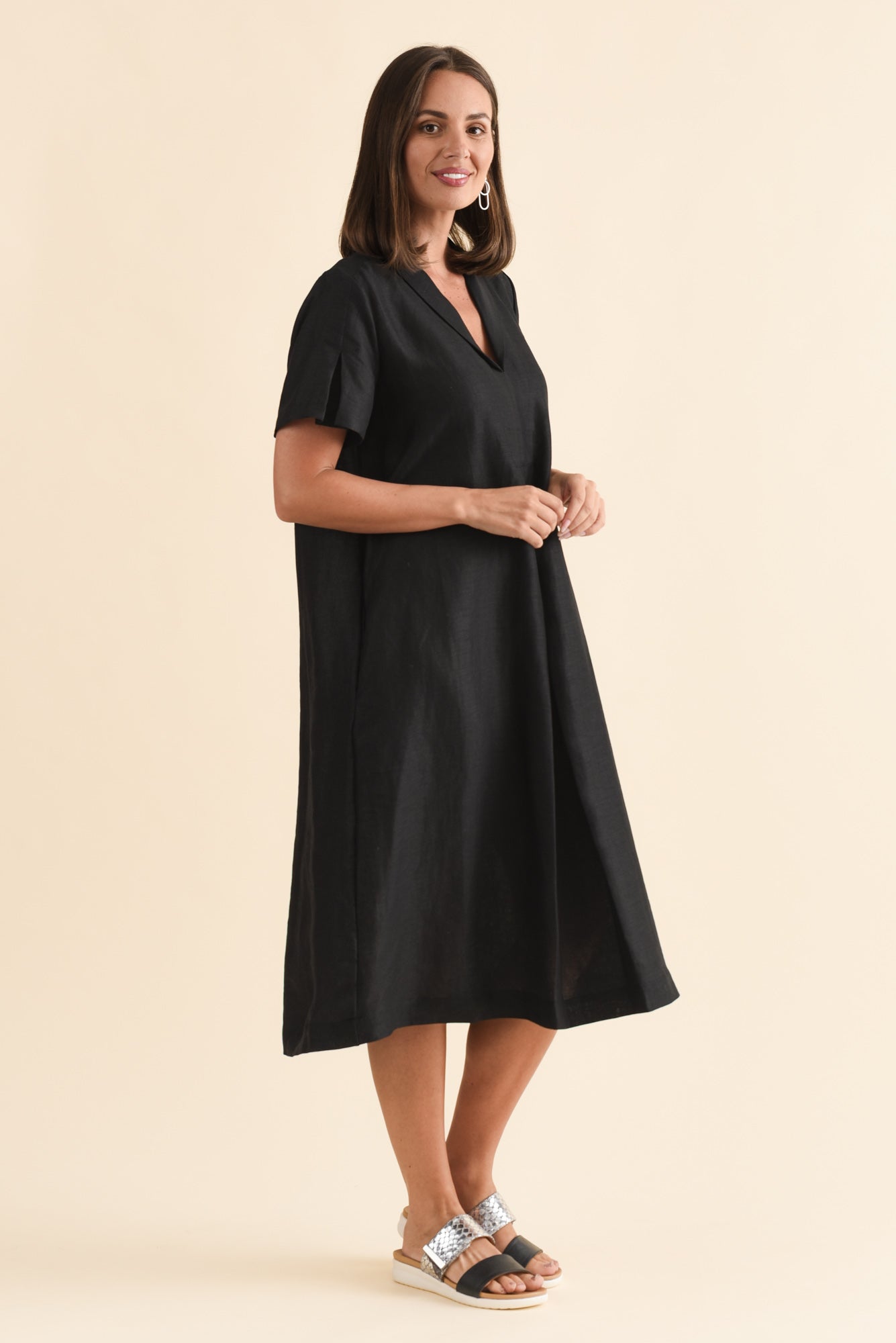 Miranda Black Linen Collared Dress