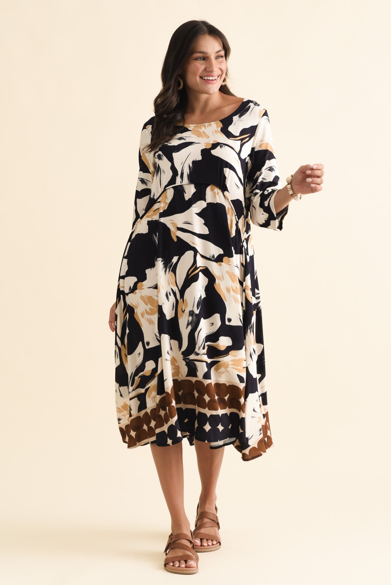 Zaelia Navy Abstract Sleeved Crescent Dress